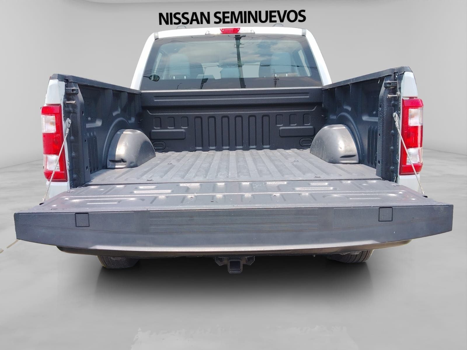 2023 Ford F-150 4P XL CREW CAB 4X2 V63.3 AUT