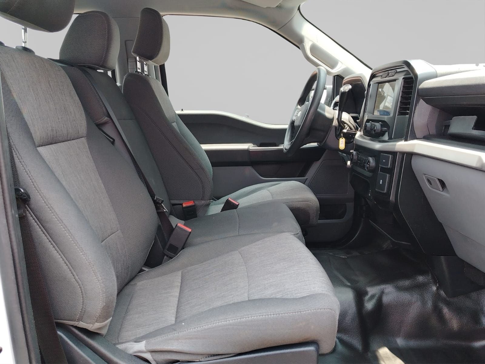 2023 Ford F-150 4P XL CREW CAB 4X2 V63.3 AUT