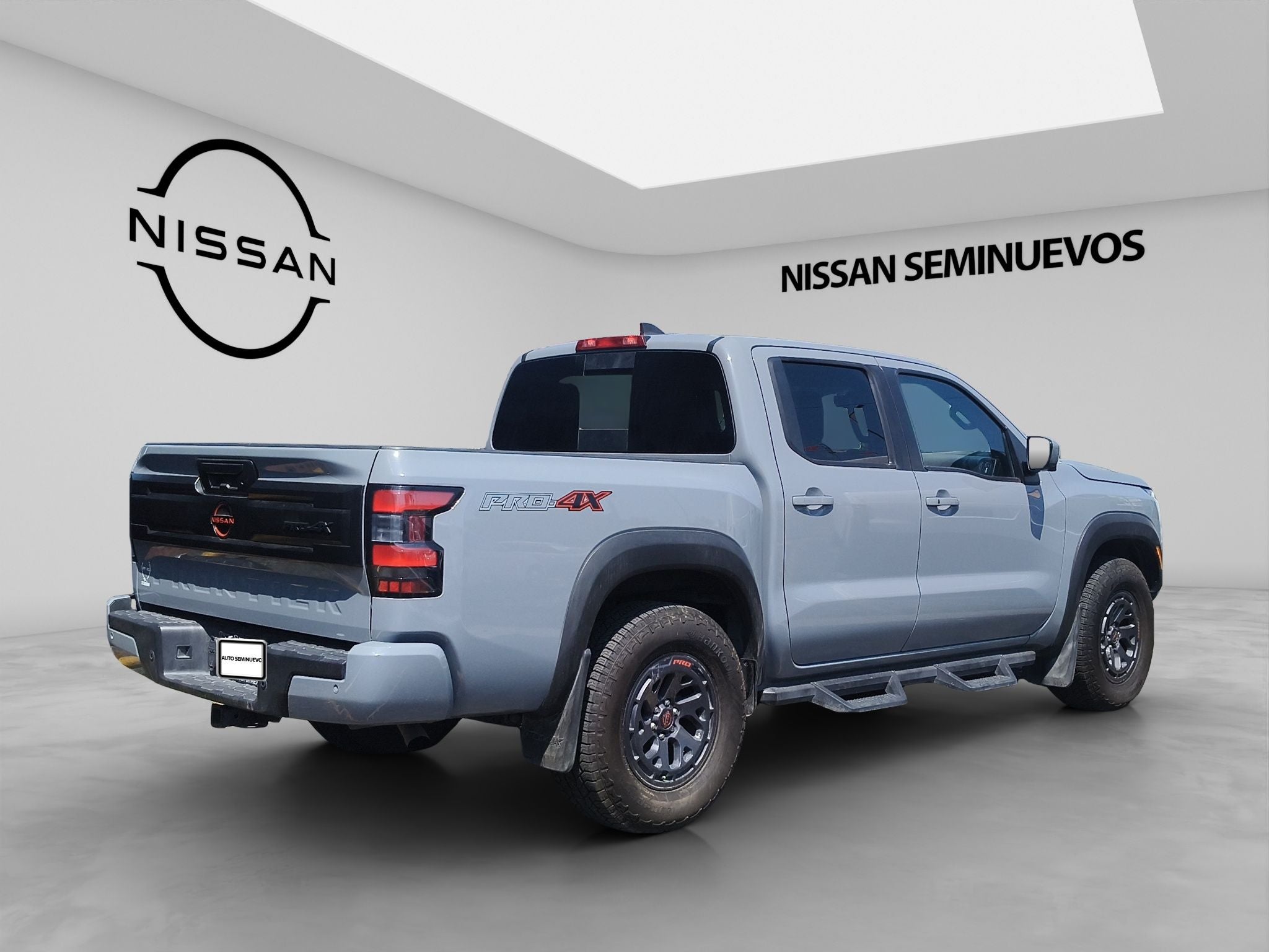 2025 Nissan FRONTIER 4P PRO-4X V63.8 AUT 4X4