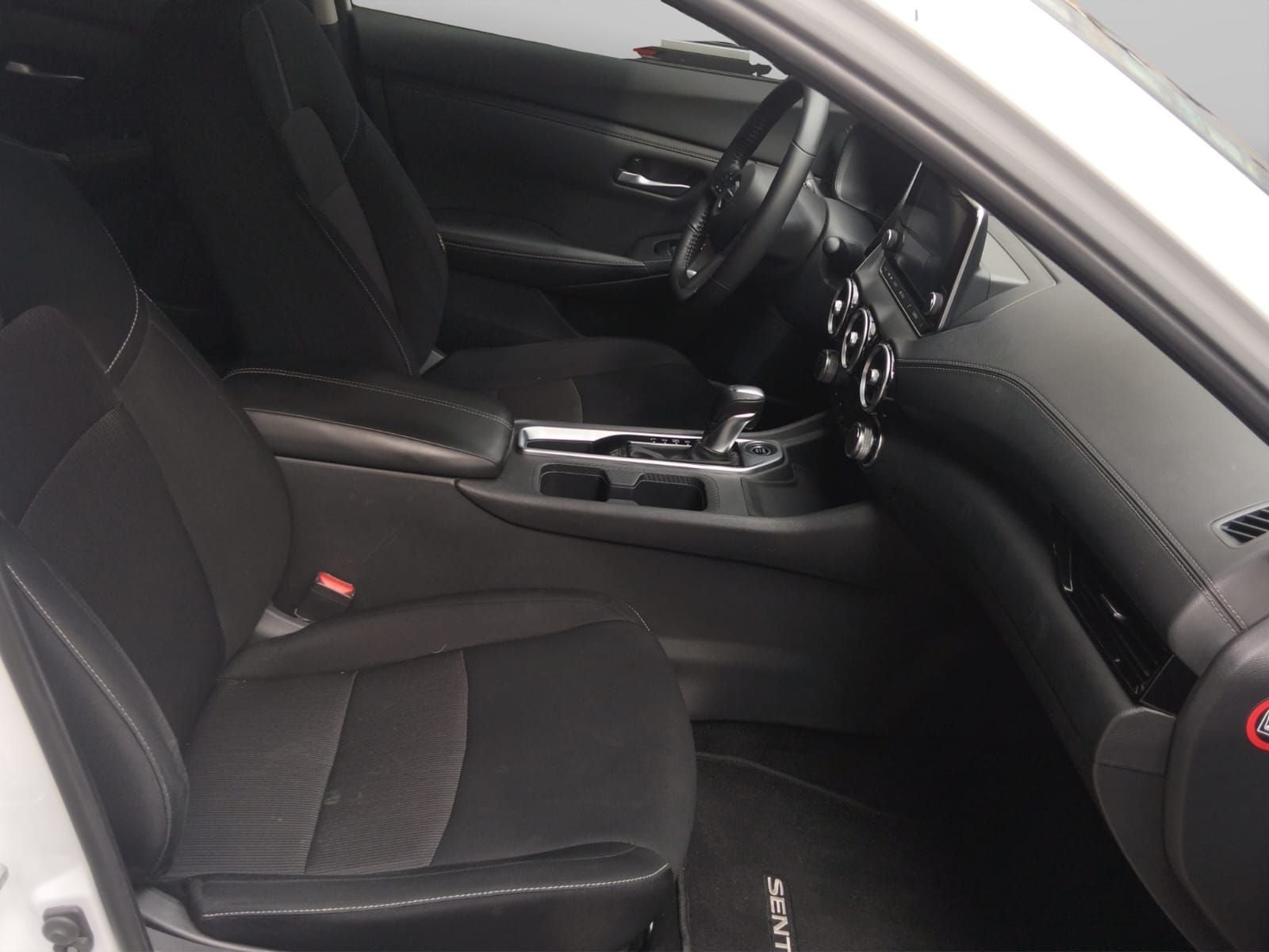 2022 Nissan SENTRA 4 PTS ADVANCE TA AAC F NIEBLA RA-16