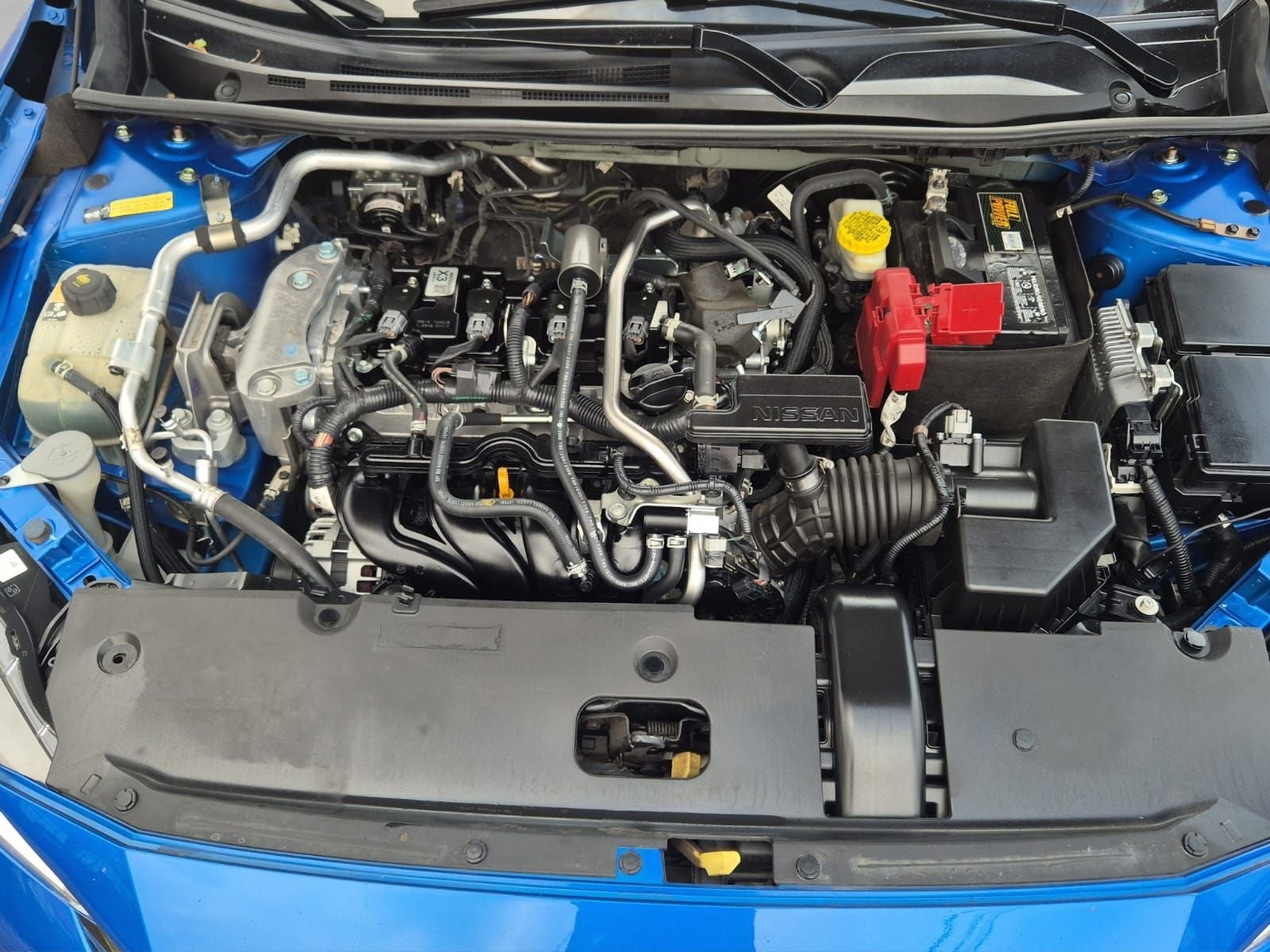 2023 Nissan SENTRA 4 PTS SR CVT AAC ASTOS DEPORTIVOS BOSE QC F LED RA-18