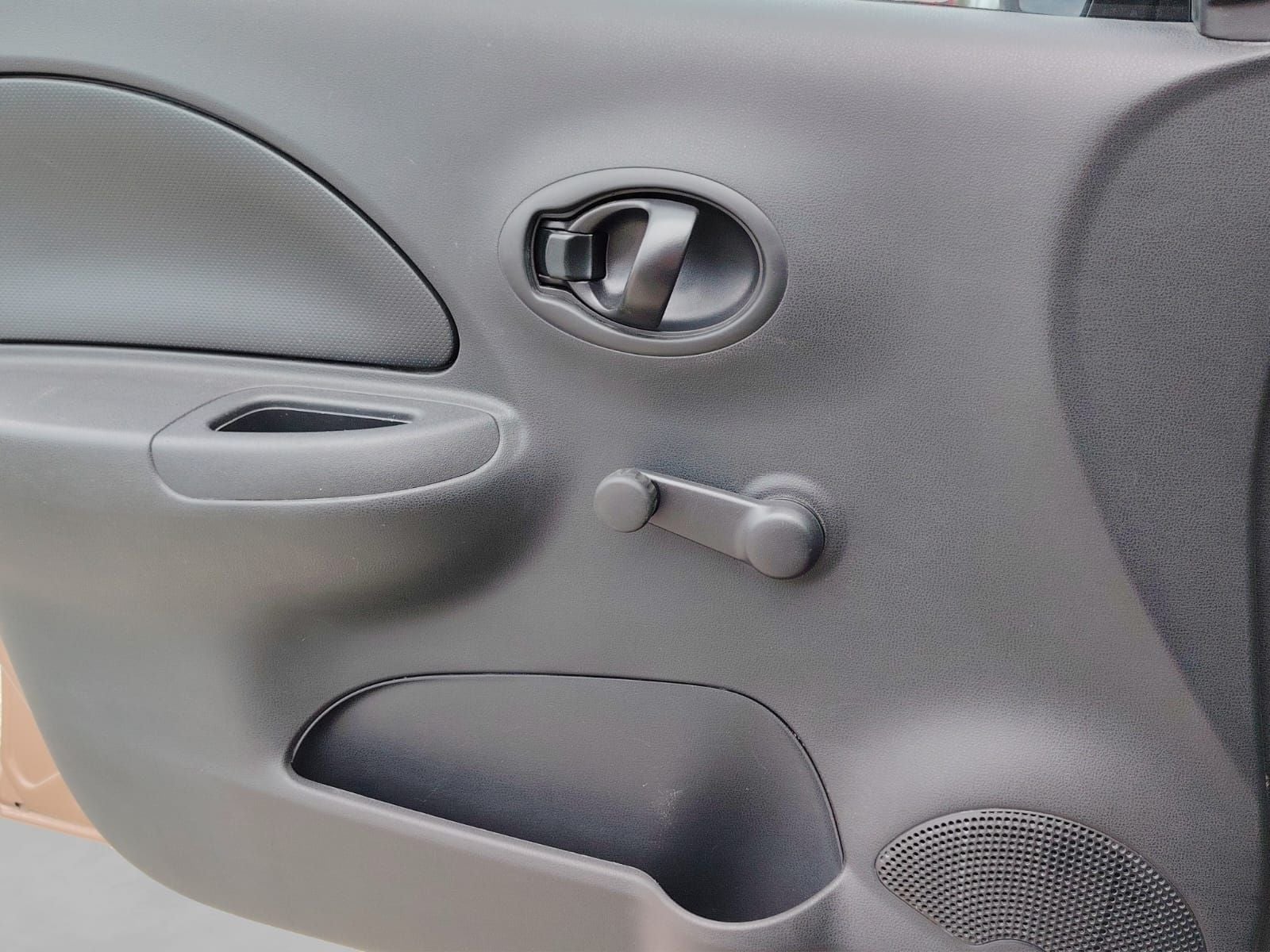 2023 Nissan MARCH 5 PTS HB SENSE TM5 AAC R-14
