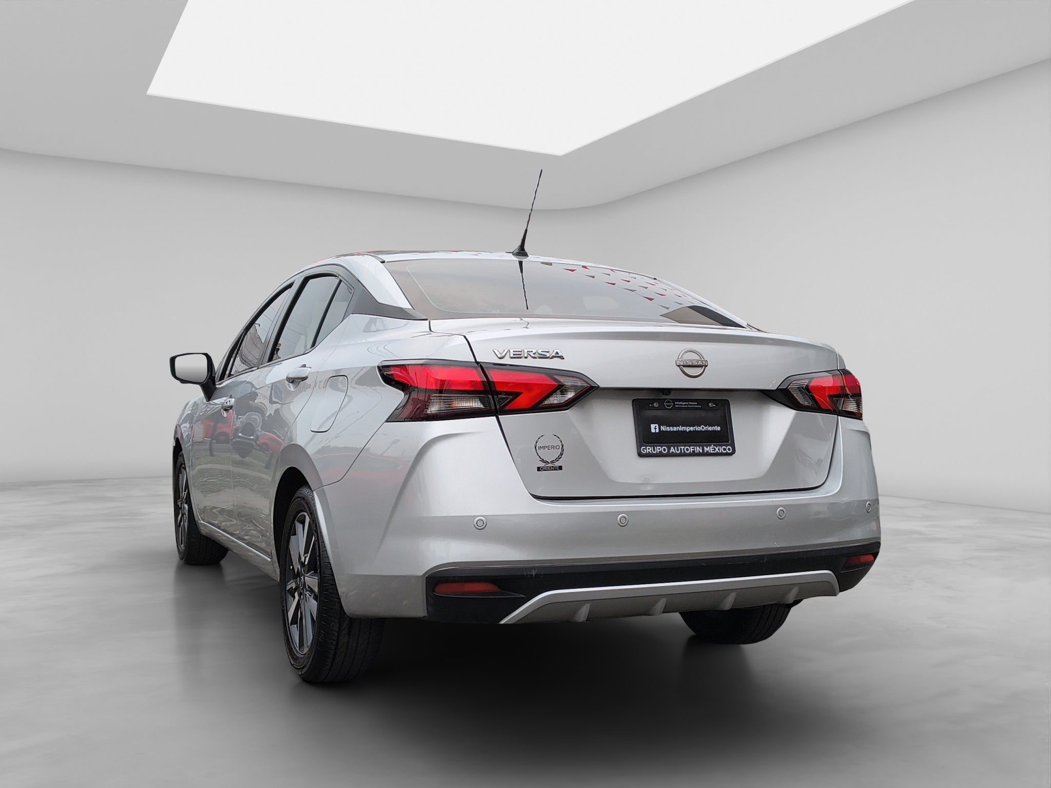 2024 Nissan VERSA 4P ADVANCE L41.6 AUT