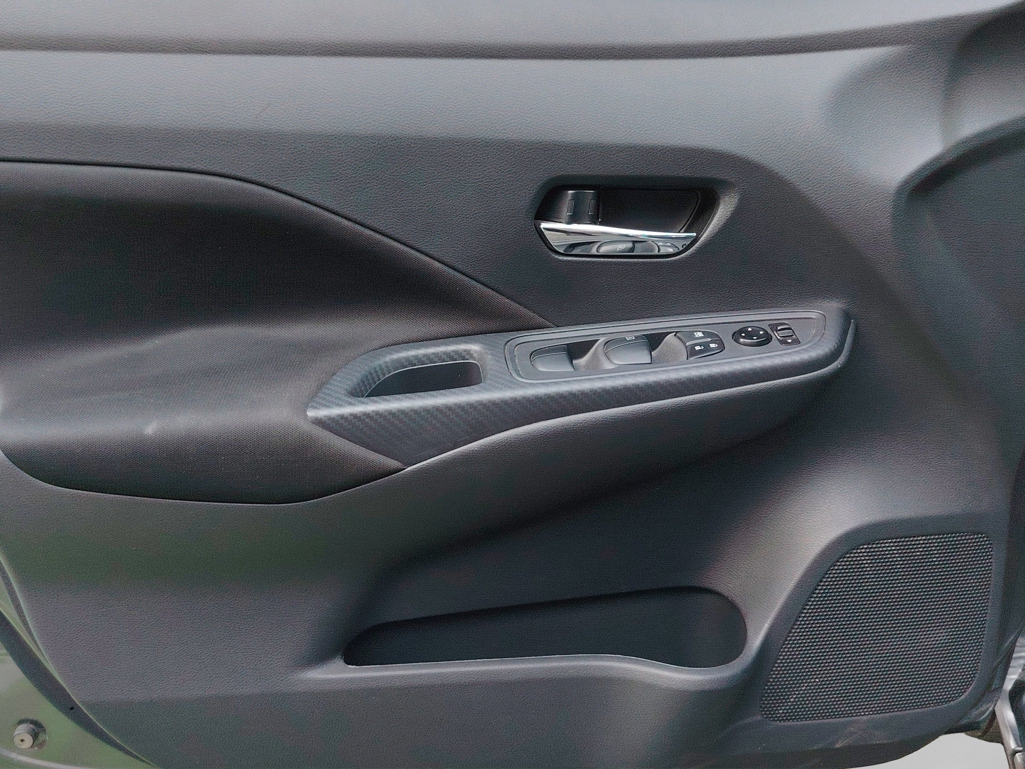 2025 Nissan VERSA 4P ADVANCE L41.6 MAN