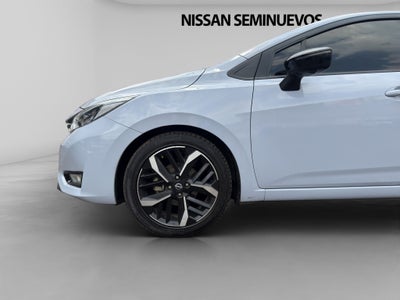 2024 Nissan VERSA 4P SR L41.6 AUT