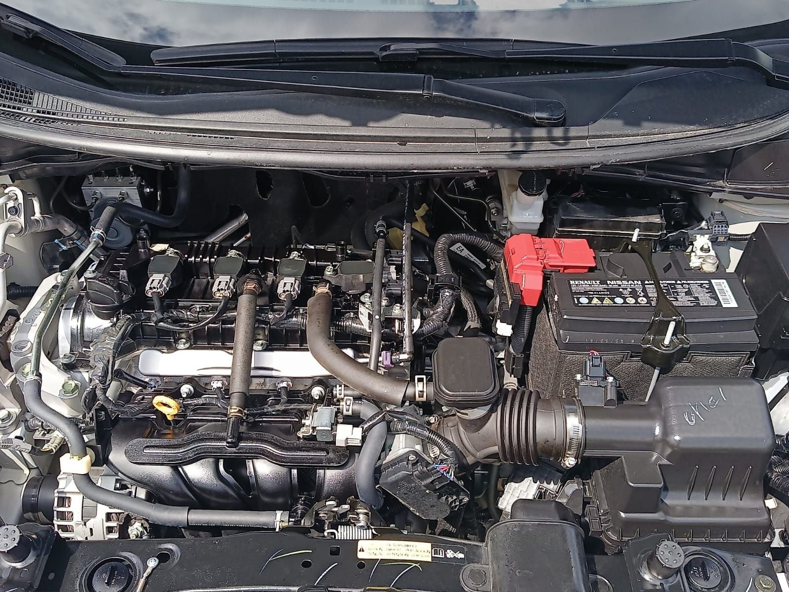 2025 Nissan VERSA 4P SR L41.6 AUT