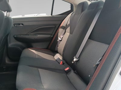 2025 Nissan VERSA 4P SR L41.6 AUT