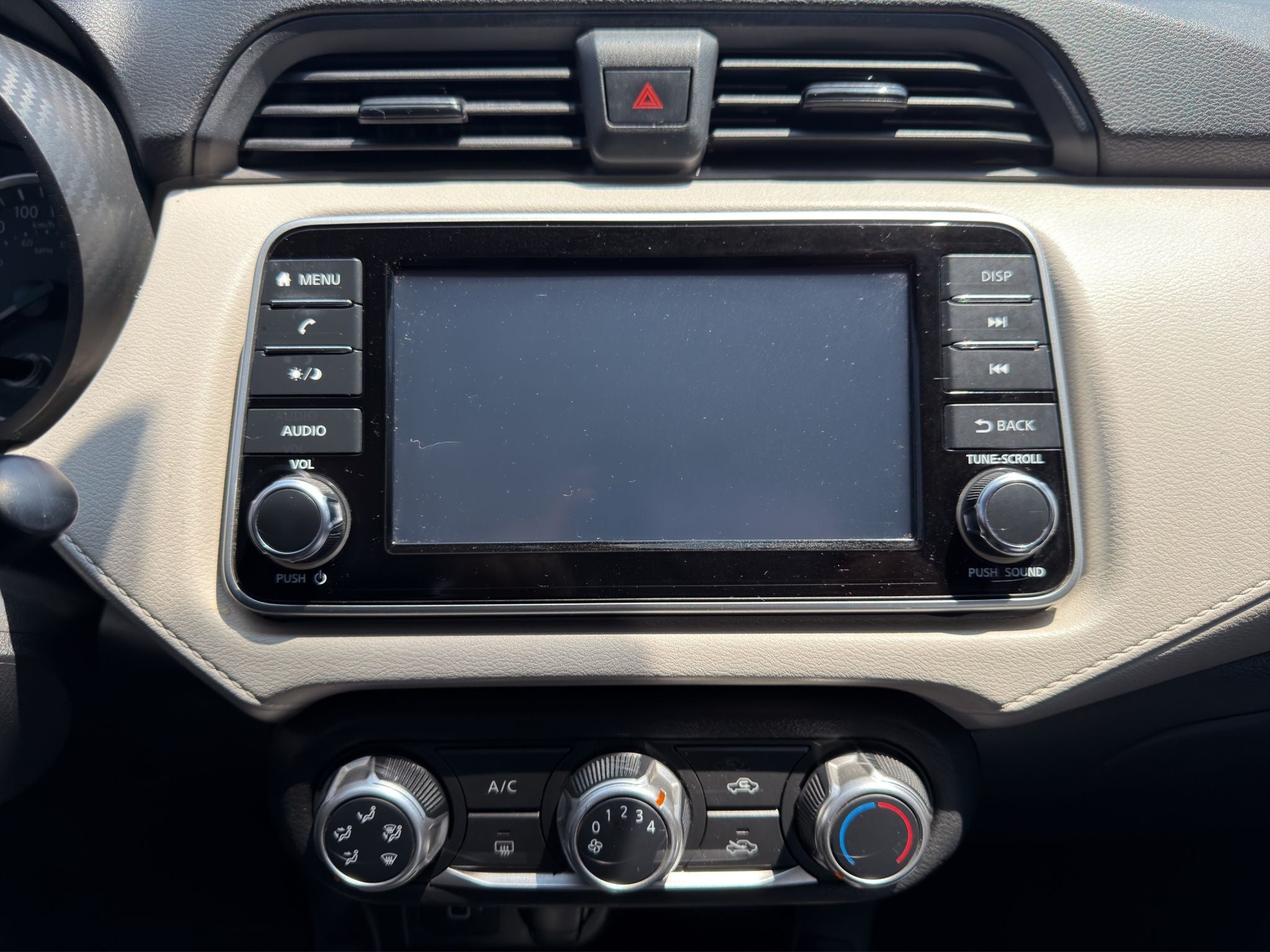 2021 Nissan VERSA 4 PTS ADVANCE TA AAC VE F NIEBLA RA-16