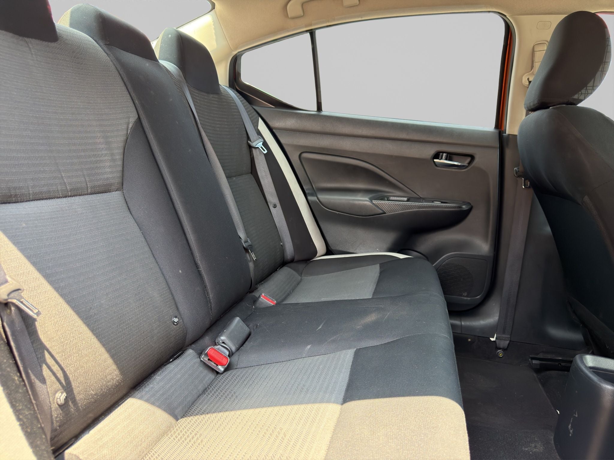 2021 Nissan VERSA 4 PTS ADVANCE TA AAC VE F NIEBLA RA-16