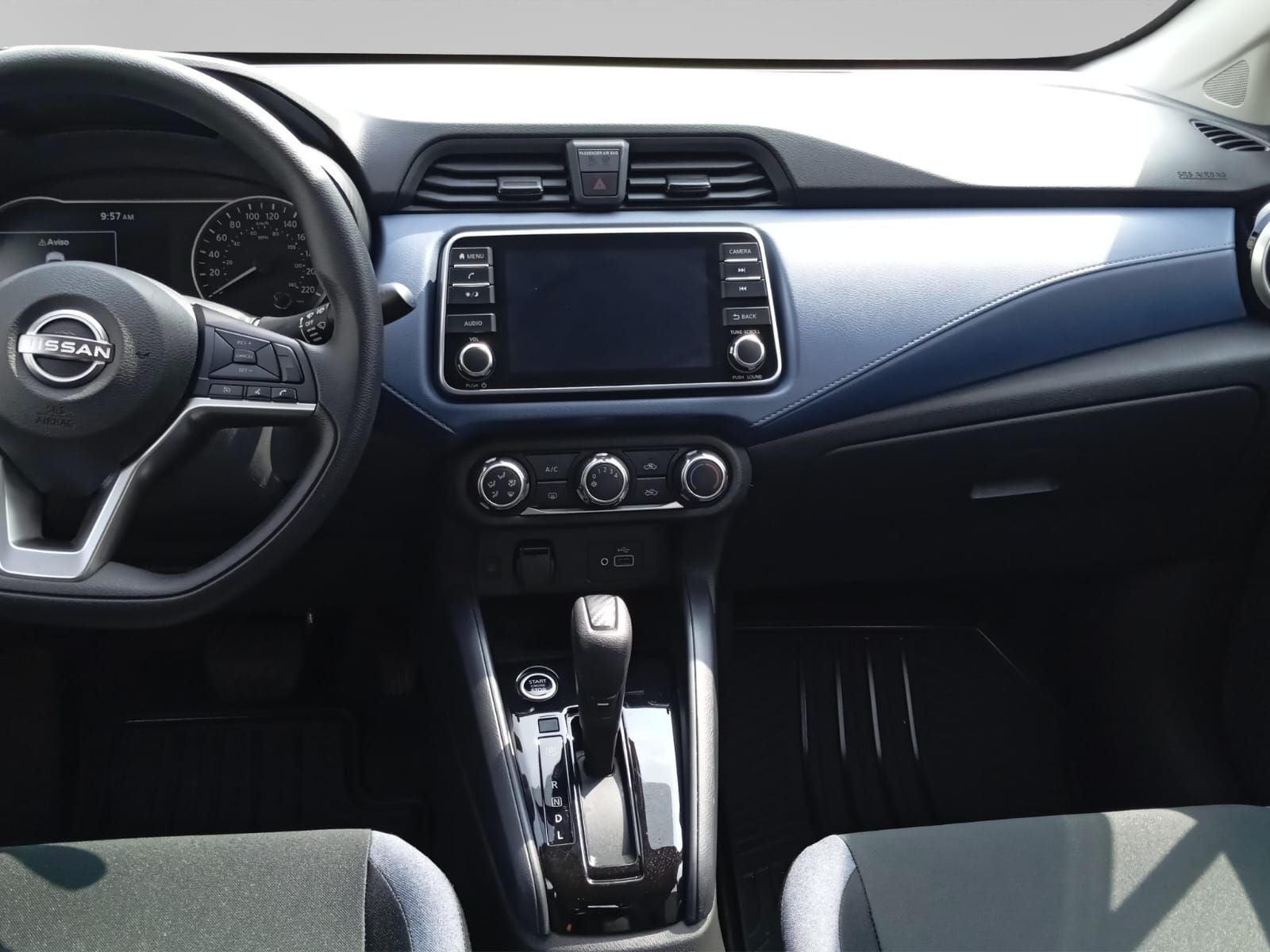 2025 Nissan VERSA 4P ADVANCE L41.6 AUT