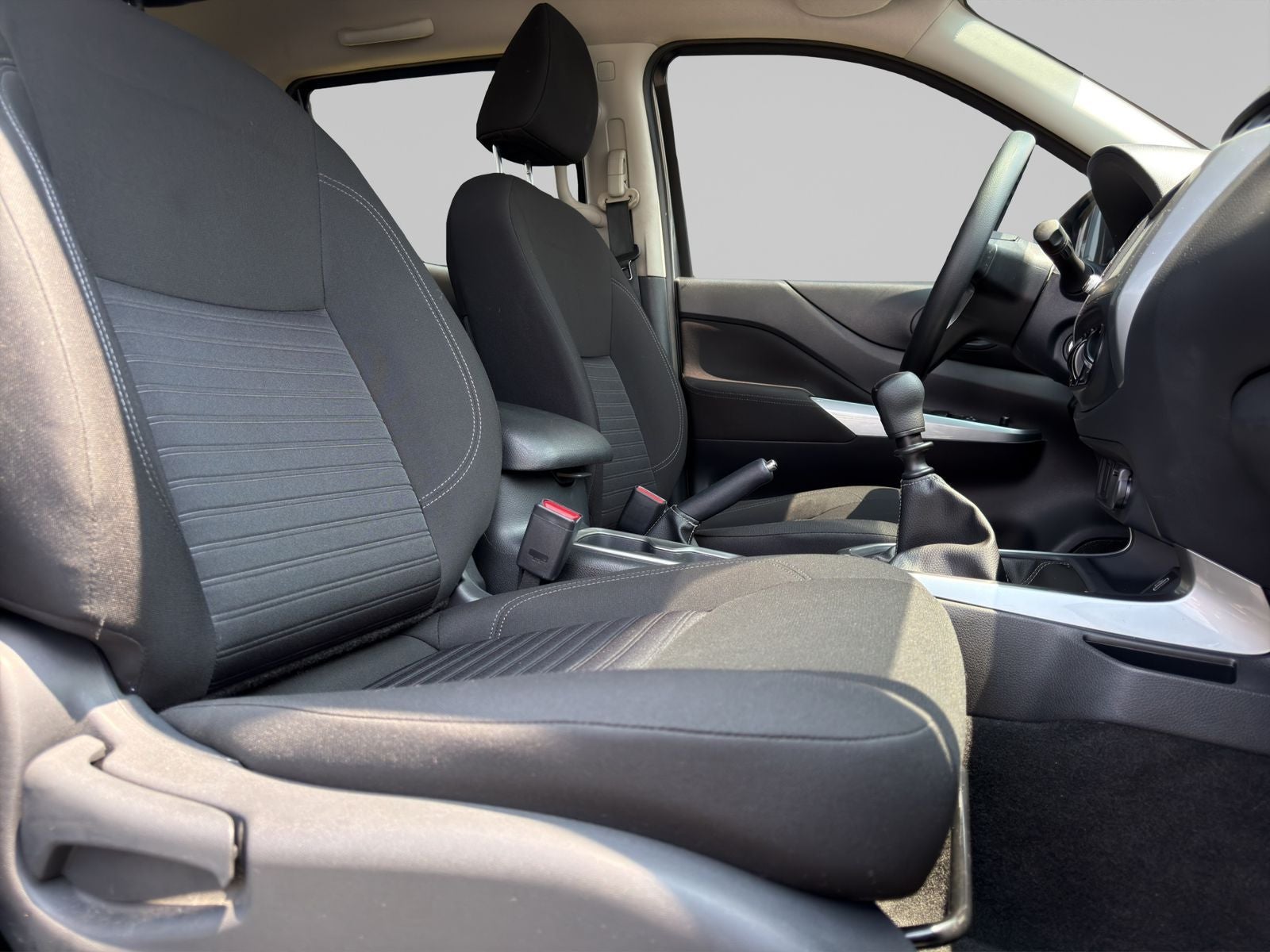 2025 Nissan FRONTIER 4P LE L42.5 AUT