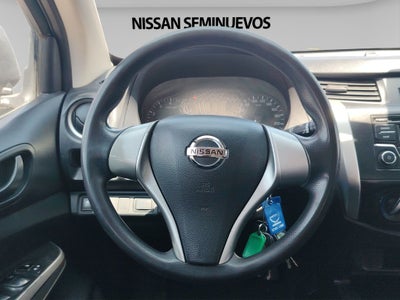 2020 Nissan NP300 4 PTS PICK-UP DOBLE CABINA SE TM6 AAC CD VE