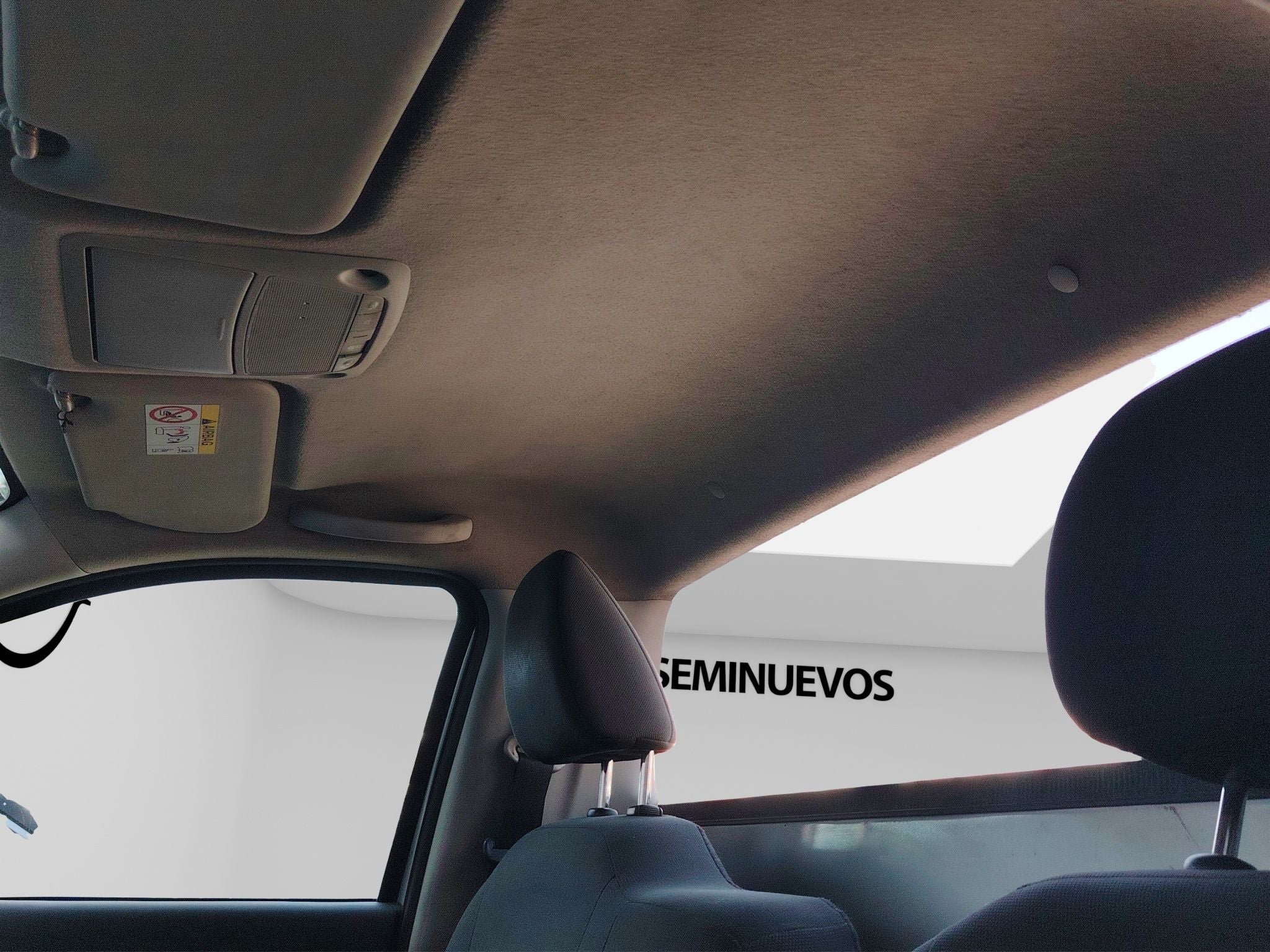 2023 Nissan NP300 2 PTS CHASIS CABINA TM6