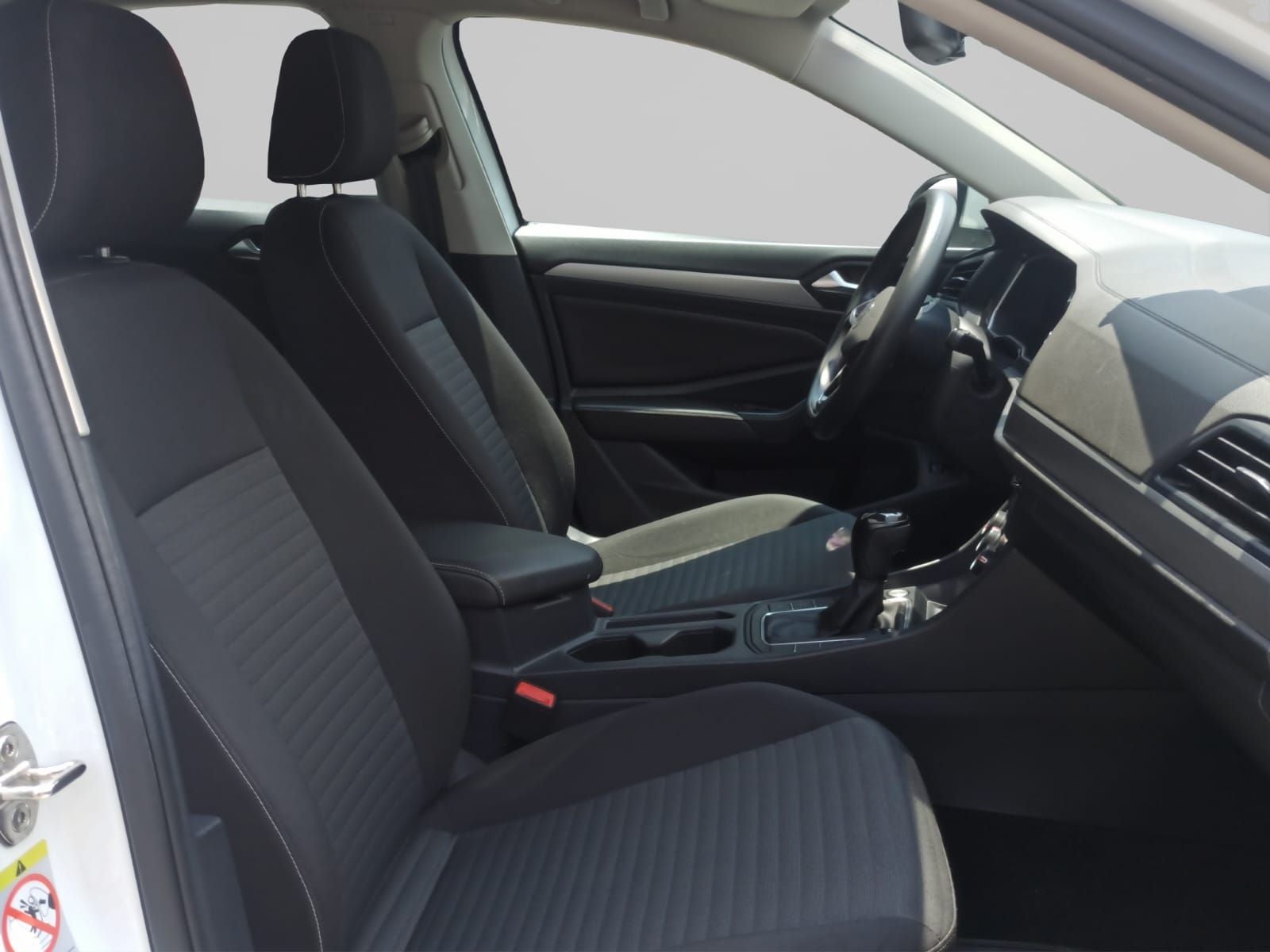 2024 Volkswagen JETTA 4P TRENDLINE L41.4T AUT