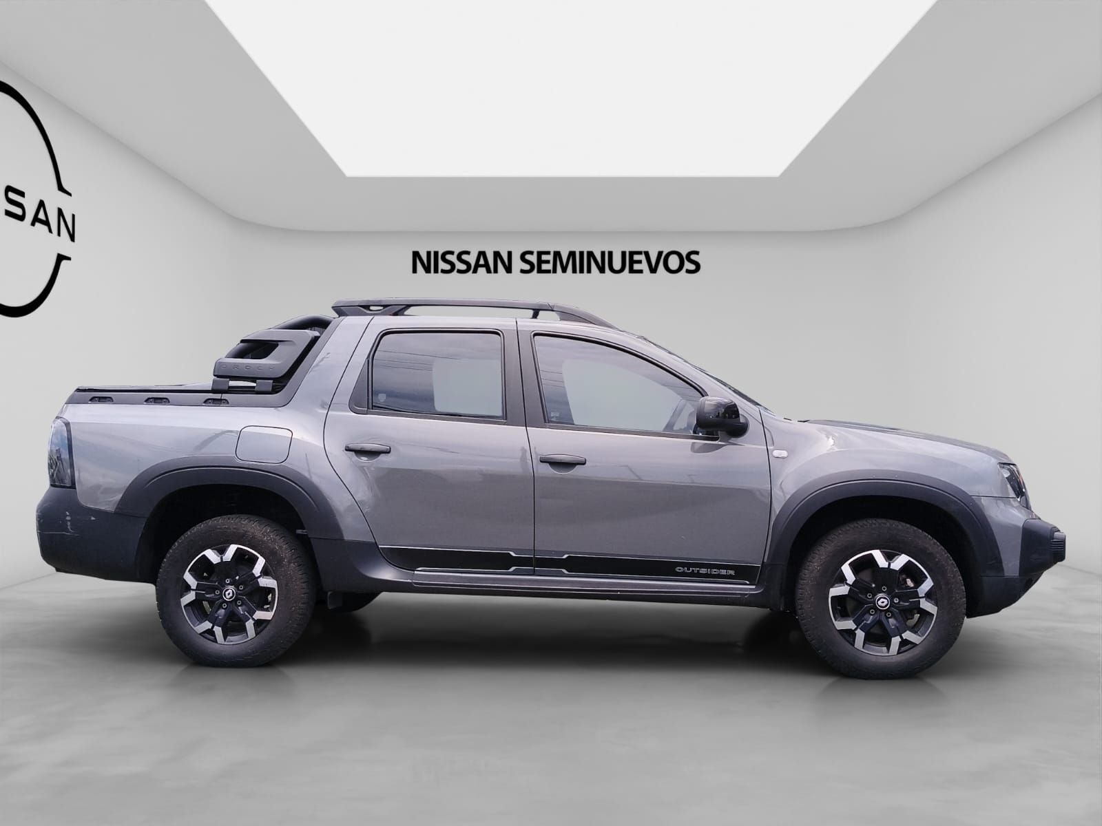 2023 RENAULT OROCH 4 PTS OUTSIDER 13T TA FNIEBLA CANTONERAS RA-16