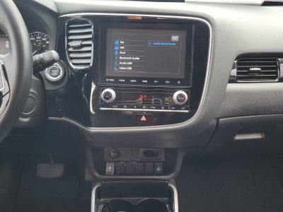 2022 Mitsubishi OUTLANDER 5 PTS SE 24L CVT 5 PAS RA-18