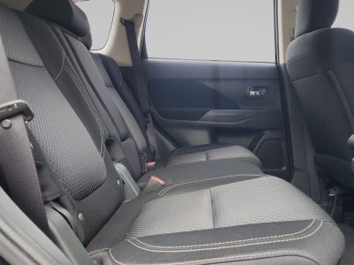 2022 Mitsubishi OUTLANDER 5 PTS SE 24L CVT 5 PAS RA-18