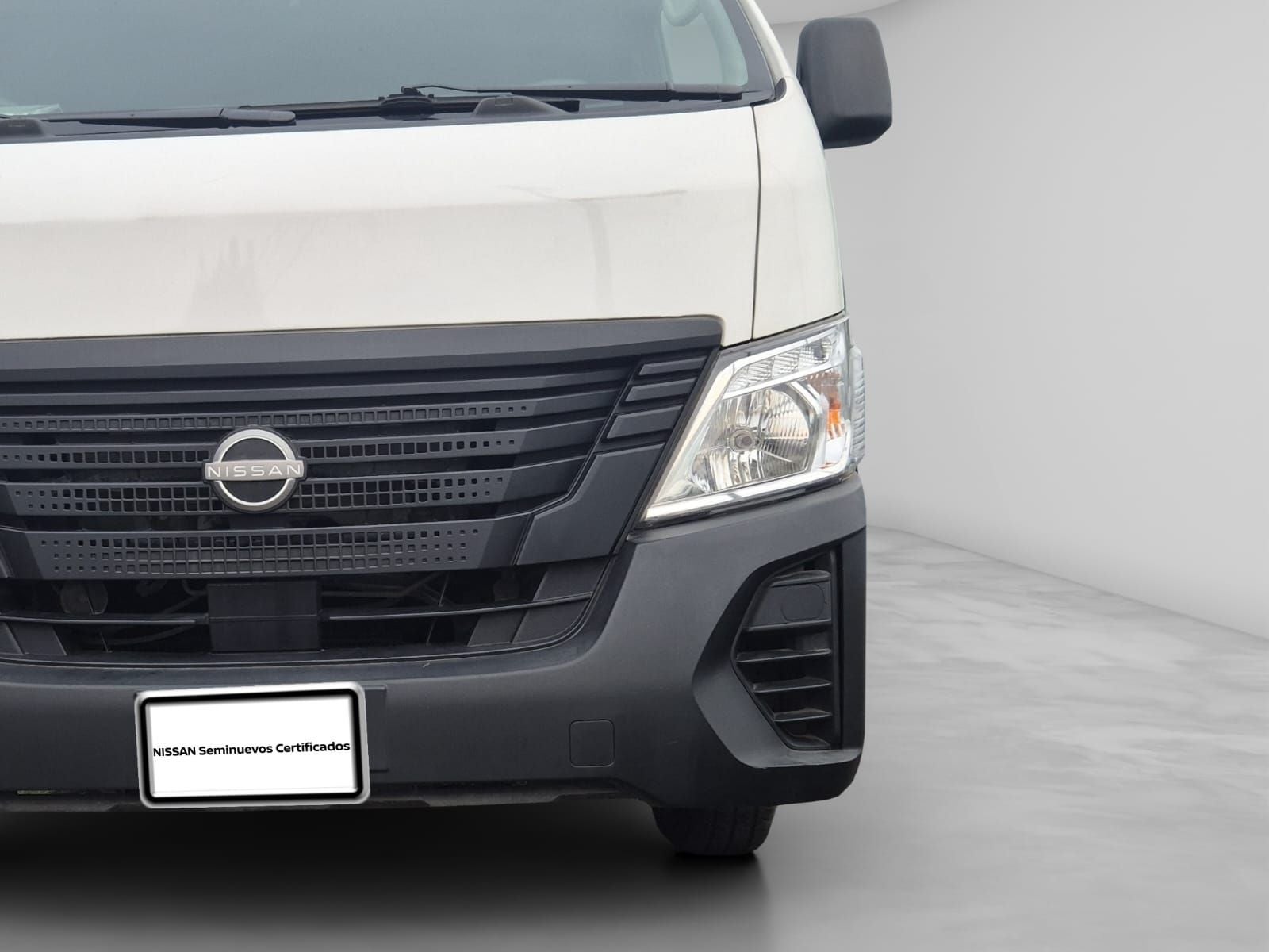 2023 Nissan URVAN 4 PTS AMPLIA TM5 AAC