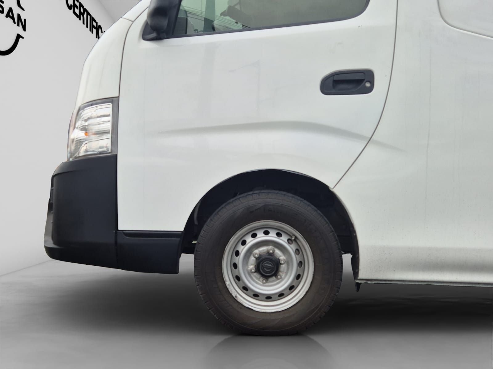 2023 Nissan URVAN 4 PTS AMPLIA TM5 AAC