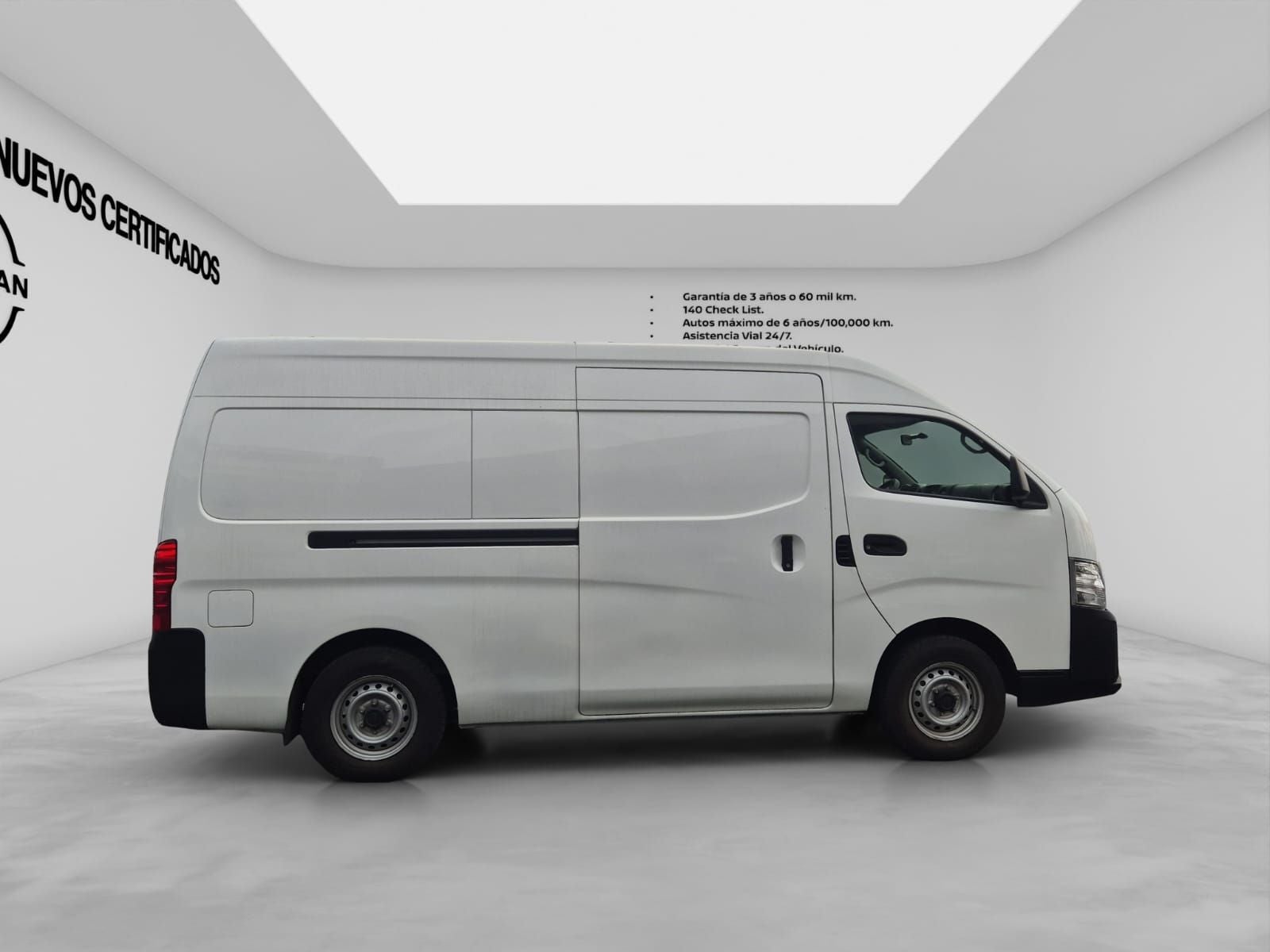 2023 Nissan URVAN 4 PTS AMPLIA TM5 AAC