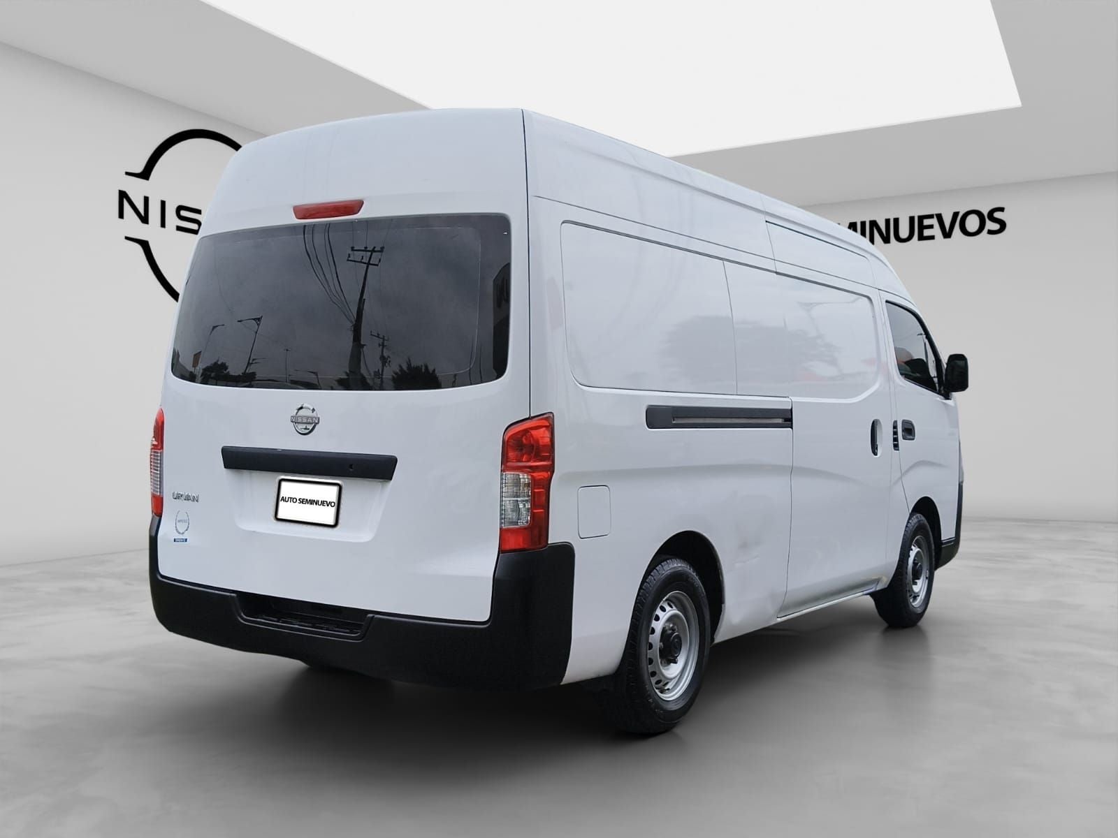 2024 Nissan URVAN 4P AMPLIA L42.5 MAN