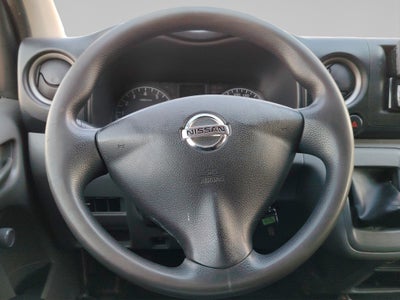 2021 Nissan URVAN 4 PTS AMPLIA VENTANAS TM5