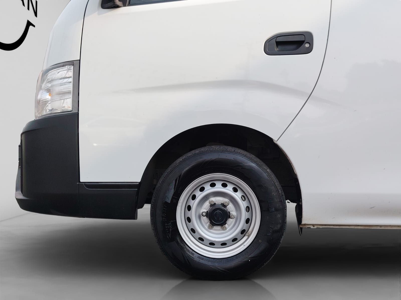 2023 Nissan URVAN 4 PTS AMPLIA VENTANAS TM5