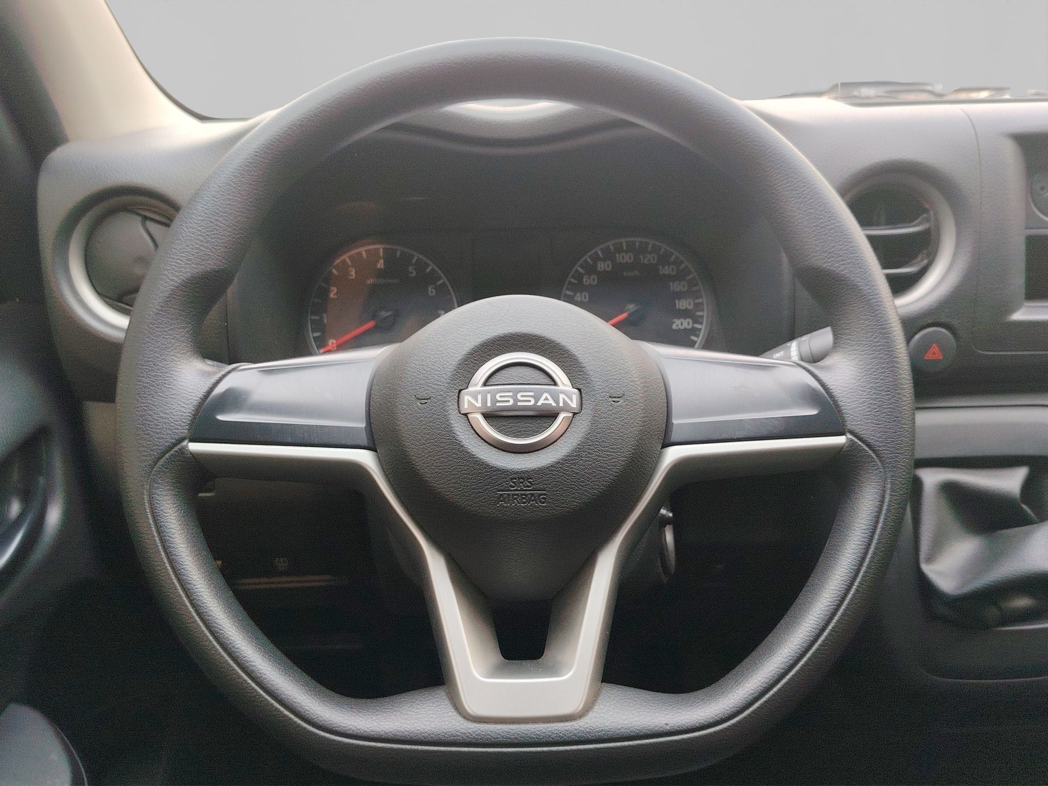 2024 Nissan URVAN 4P AMPLIA L42.5 MAN