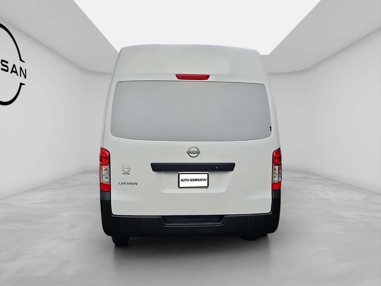 2024 Nissan URVAN 4P AMPLIA L42.5 MAN