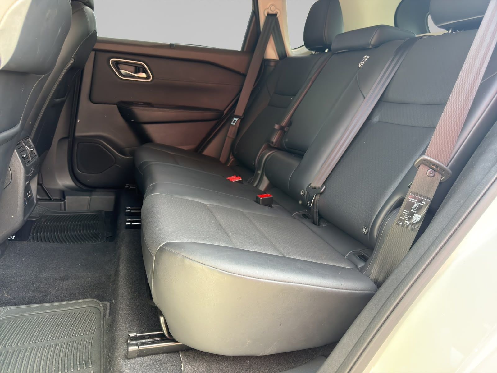 2023 Nissan X-TRAIL 5 PTS PLATINIUM PLUS CVT 2.5 LTS 2 ROW