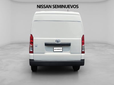 2023 Toyota HIACE 4 PTS DX SUPERLARGA TM5 CVENTANAS