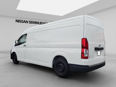 2023 Toyota HIACE 4 PTS DX SUPERLARGA TM5 CVENTANAS