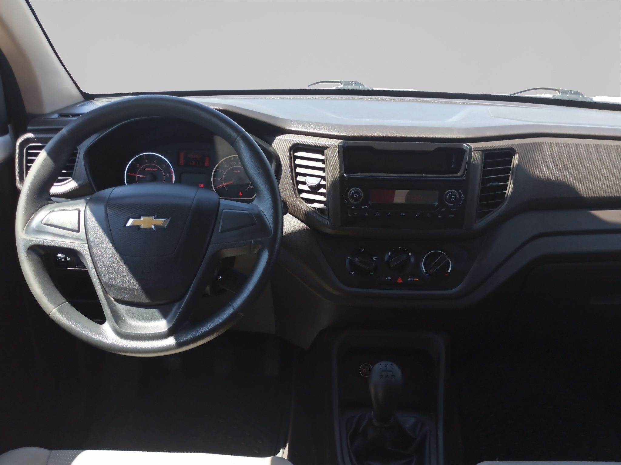 2023 Chevrolet TORNADO B 4 PTS LS 15L TM5 AAC RA-14