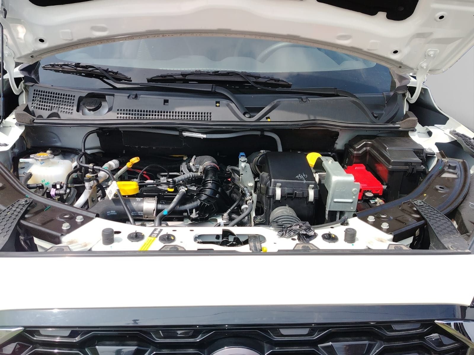 2025 Nissan MAGNITE ADVANCE CVT