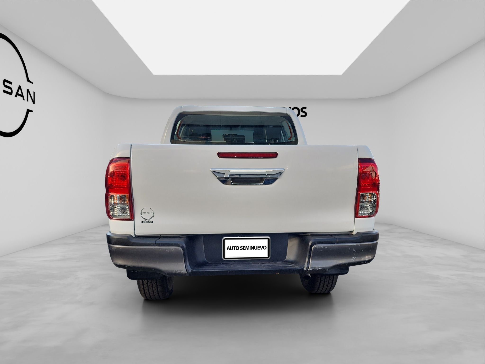 2022 Toyota HILUX 4 PTS DOBLE CAB BASE TM5 AAC VE DEL