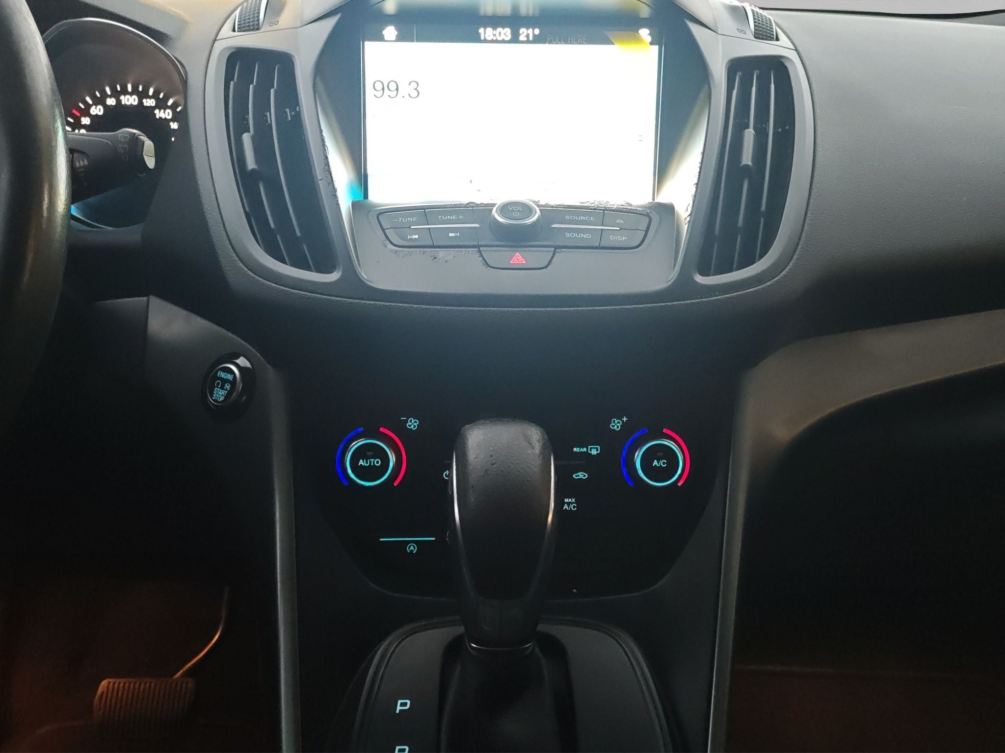 2018 Ford ESCAPE 5 PTS TREND ADVANCE TA AAC PIEL CAMARA REVERSA RA-18