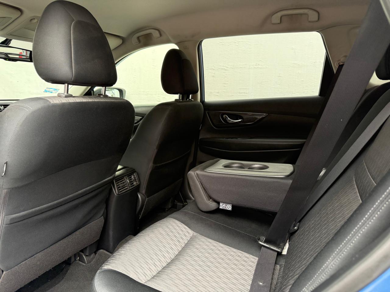 2022 Nissan X-TRAIL 5 PTS SENSE CVT 5 PAS RA-17