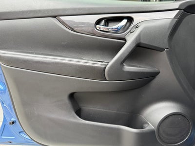 2022 Nissan X-TRAIL 5 PTS SENSE CVT 5 PAS RA-17