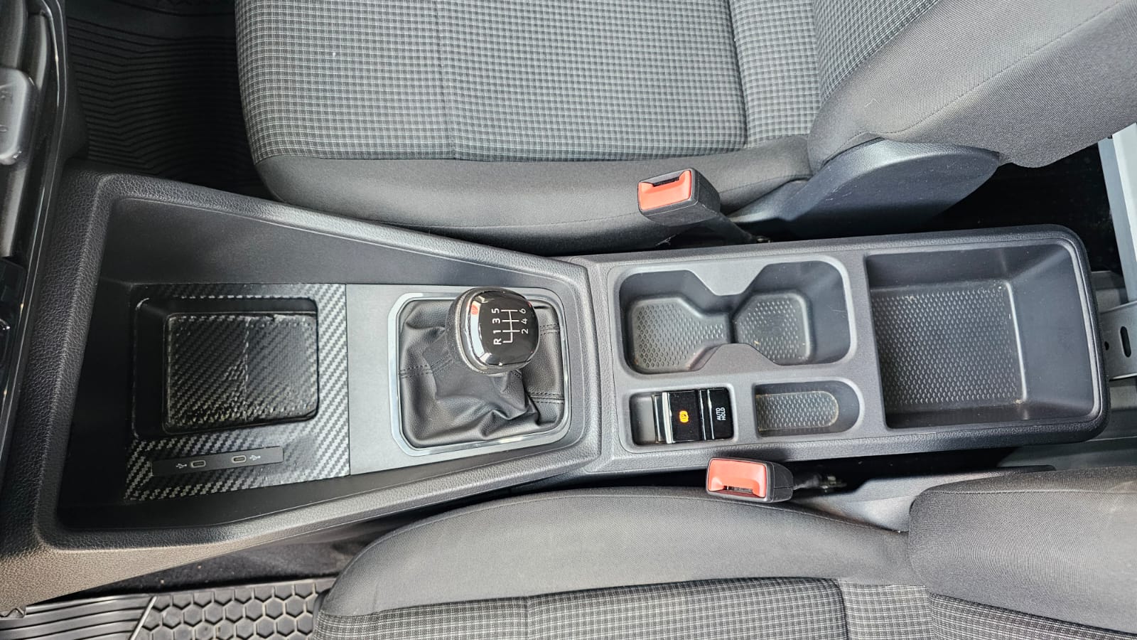 2023 Volkswagen CADDY 4 PTS CARGO VAN MAXI 16L 110 HP TM6 DA R-16