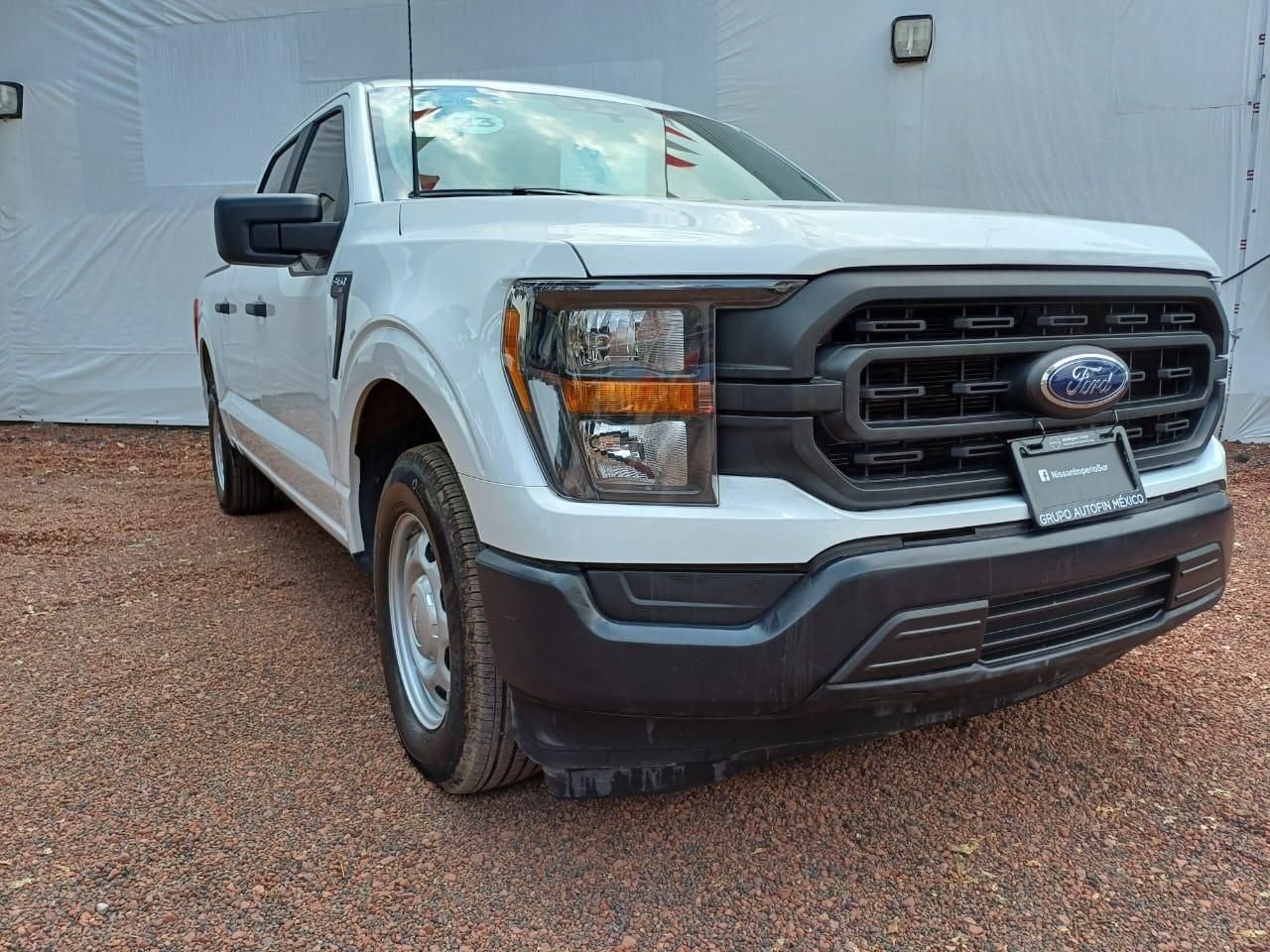 2023 Ford F-150 4P XL CREW CAB 4X2 V63.3 AUT