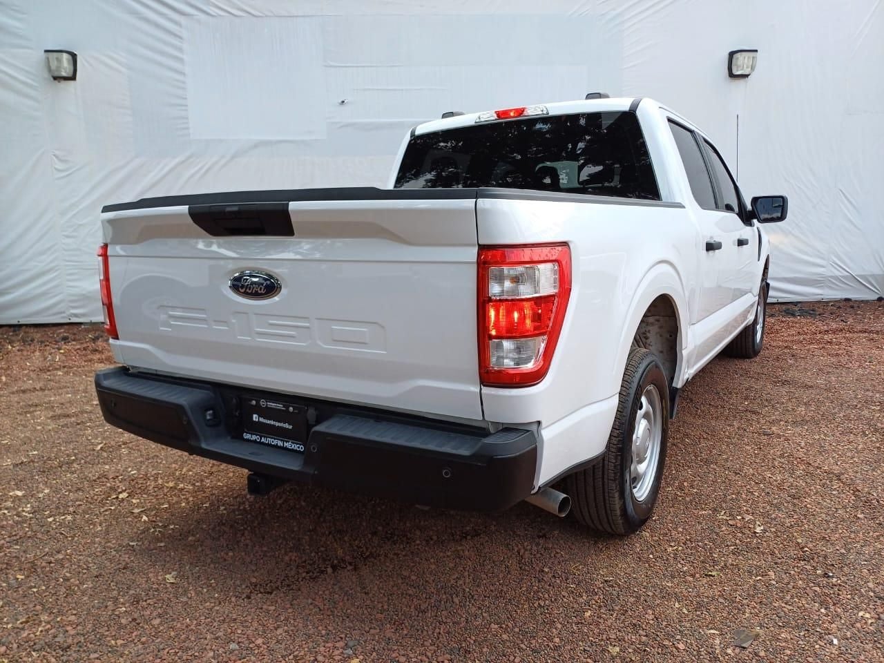 2023 Ford F-150 4P XL CREW CAB 4X2 V63.3 AUT