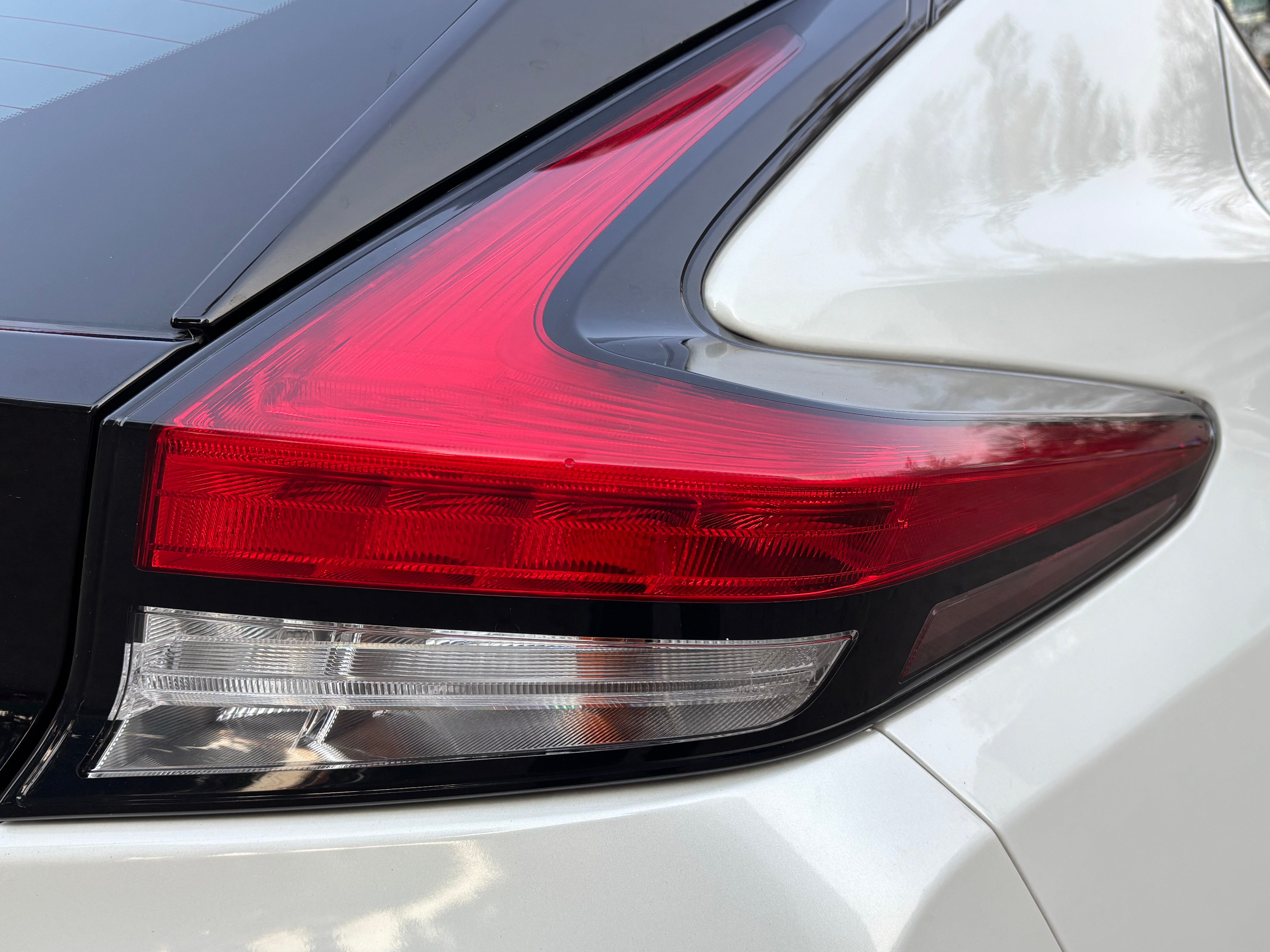 2021 Nissan LEAF 5 PTS HB ELEC SL 40 KW PIEL RA-17