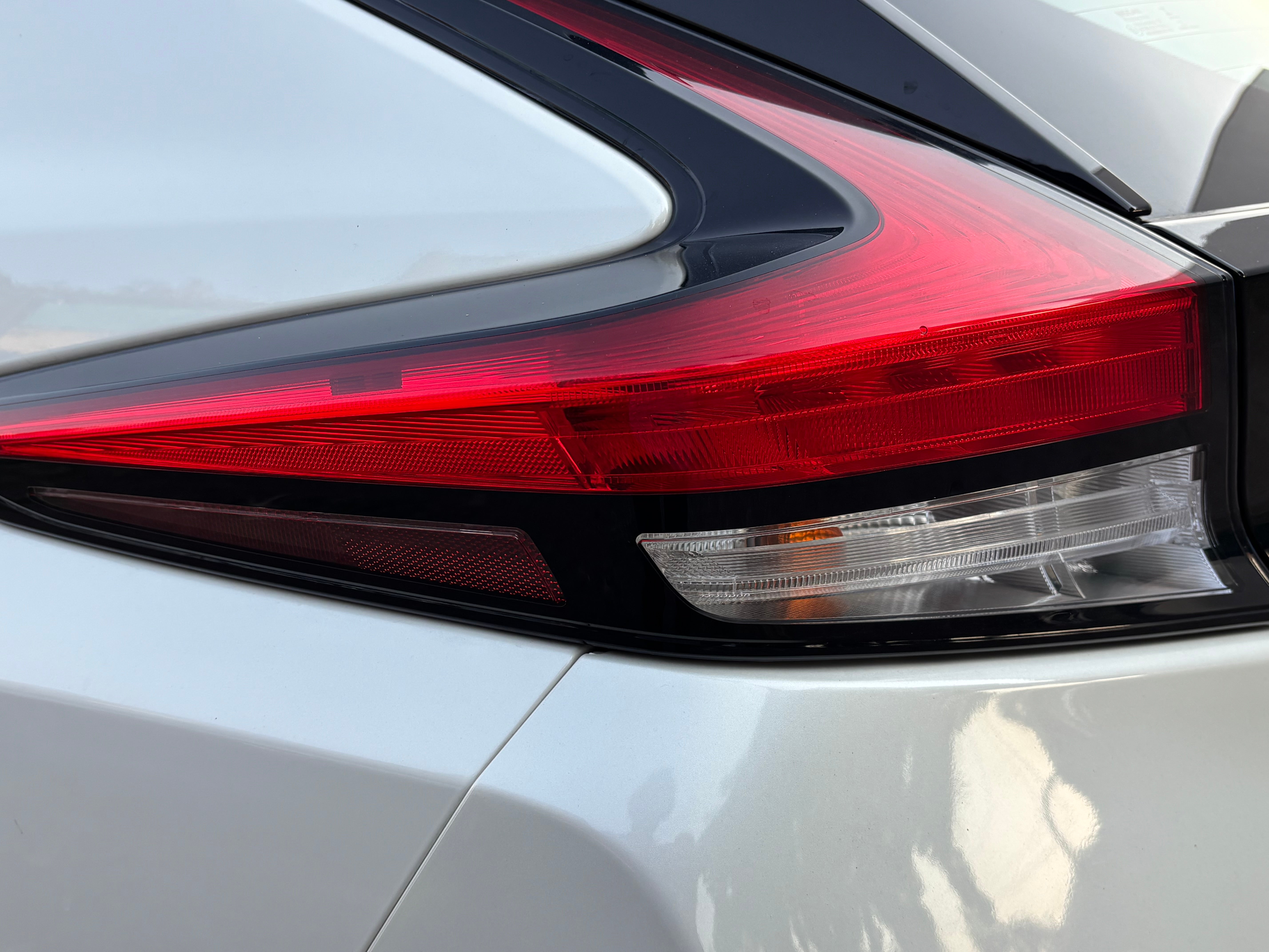 2021 Nissan LEAF 5 PTS HB ELEC SL 40 KW PIEL RA-17