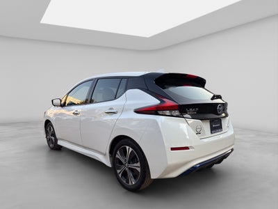 2021 Nissan LEAF 5 PTS HB ELEC SL 40 KW PIEL RA-17