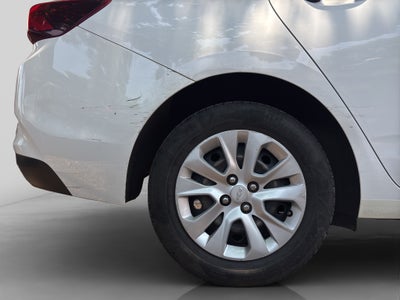 2021 Chevrolet ONIX 4 PTS LS 10T TM5 AAC BA R-15