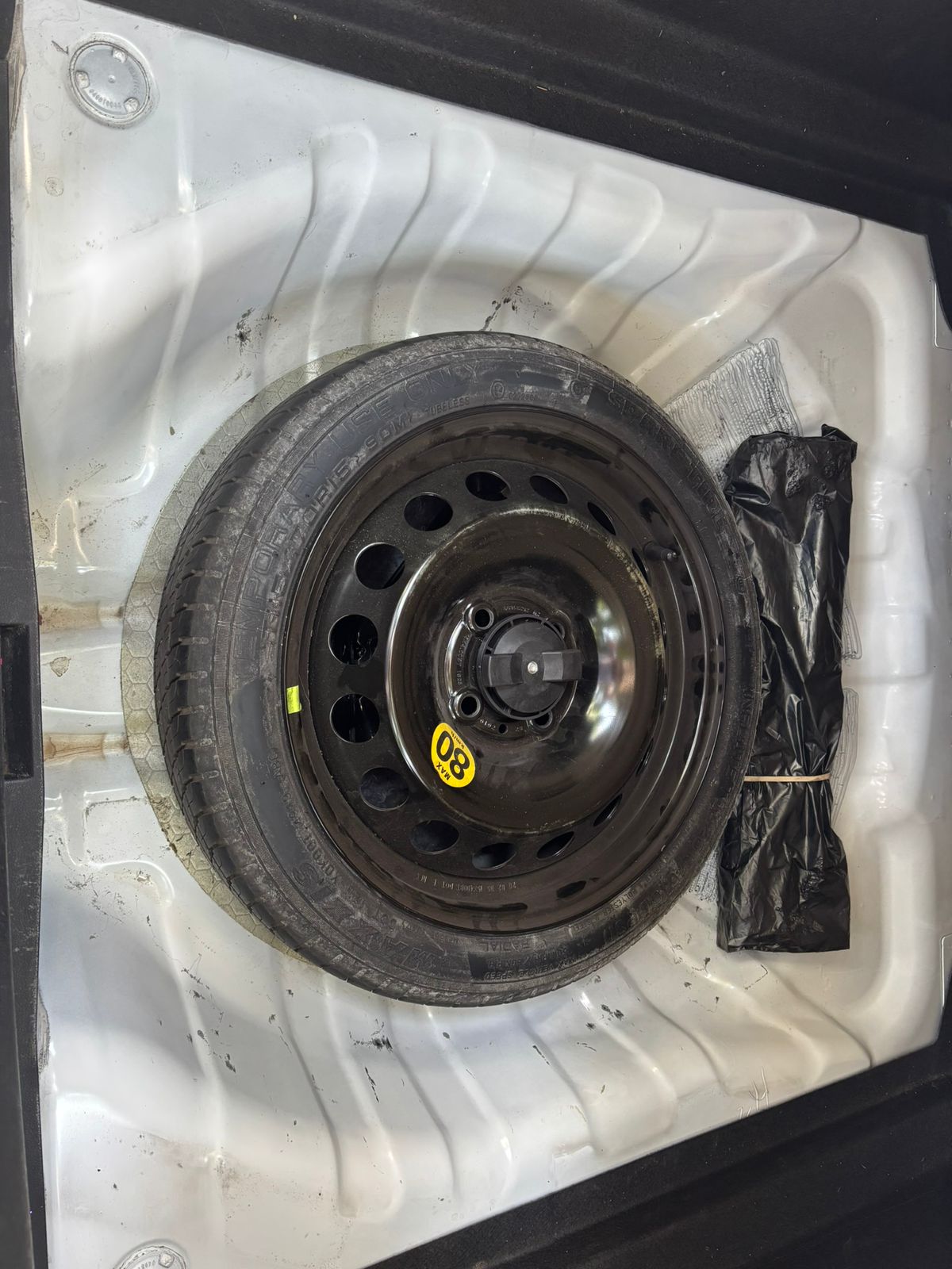 2021 Chevrolet ONIX 4 PTS LS 10T TM5 AAC BA R-15