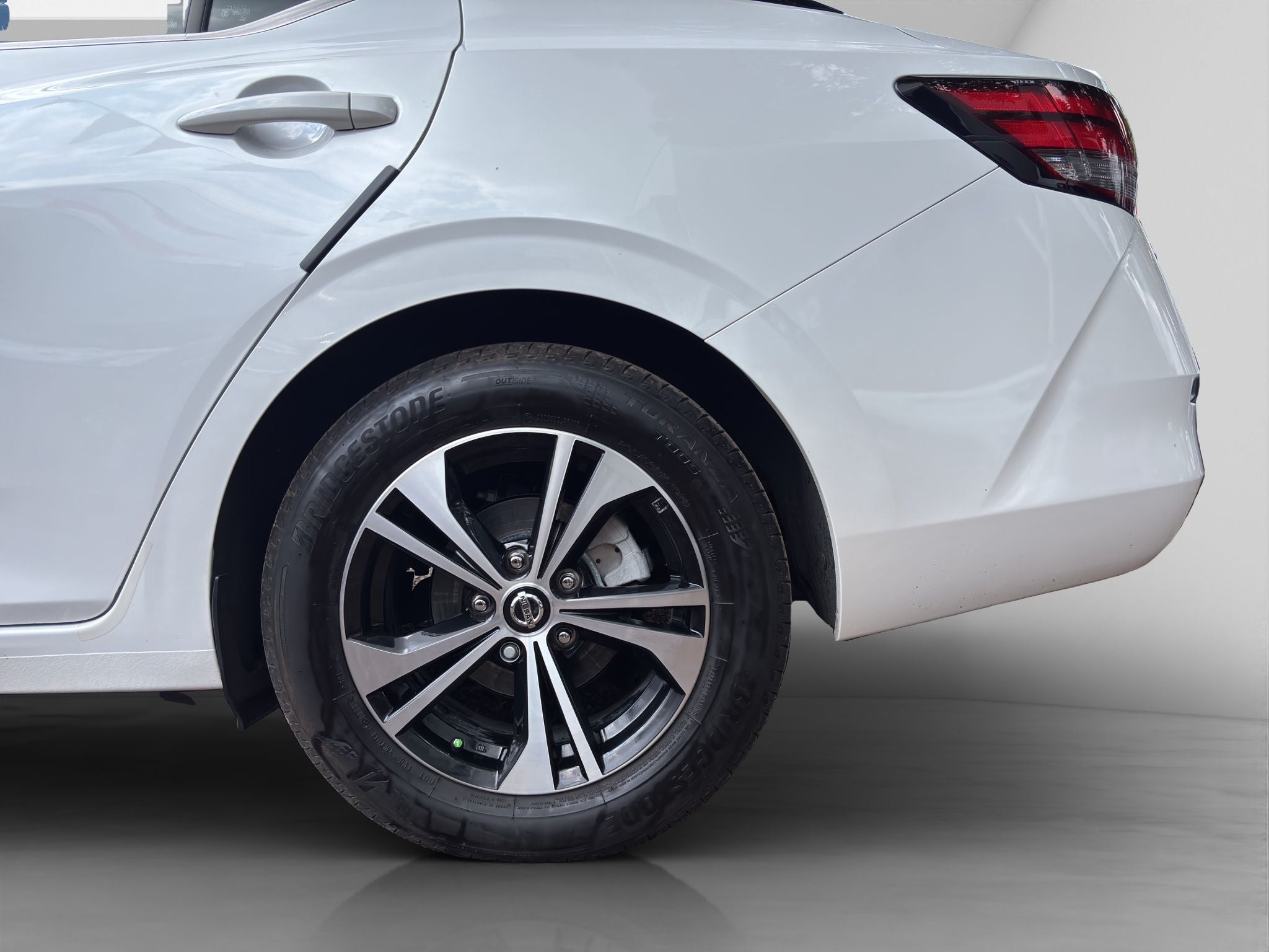 2022 Nissan SENTRA 4 PTS ADVANCE TM6 AAC F NIEBLA RA-16