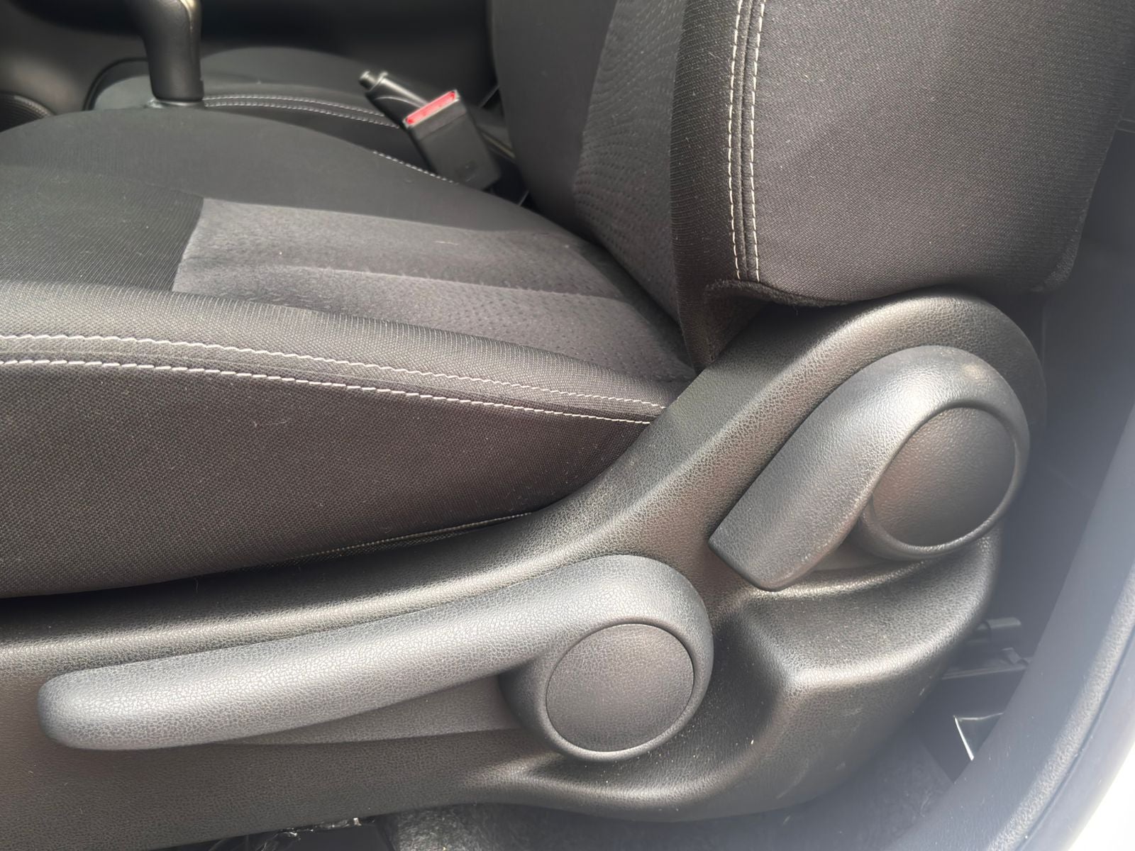 2024 Nissan MARCH 5P ADVANCE L41.6 AUT