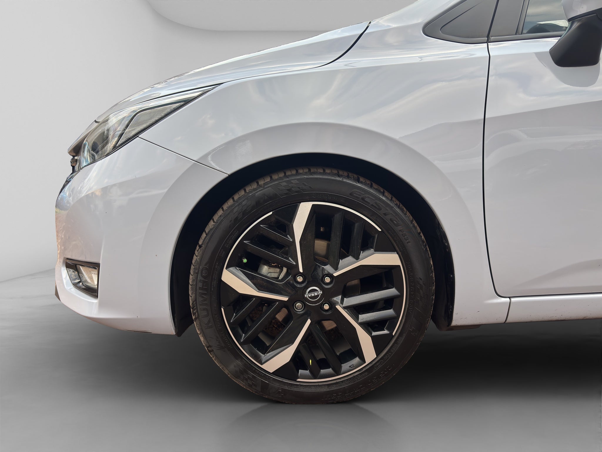 2023 Nissan VERSA 4P EXCLUSIVE L41.6 AUT