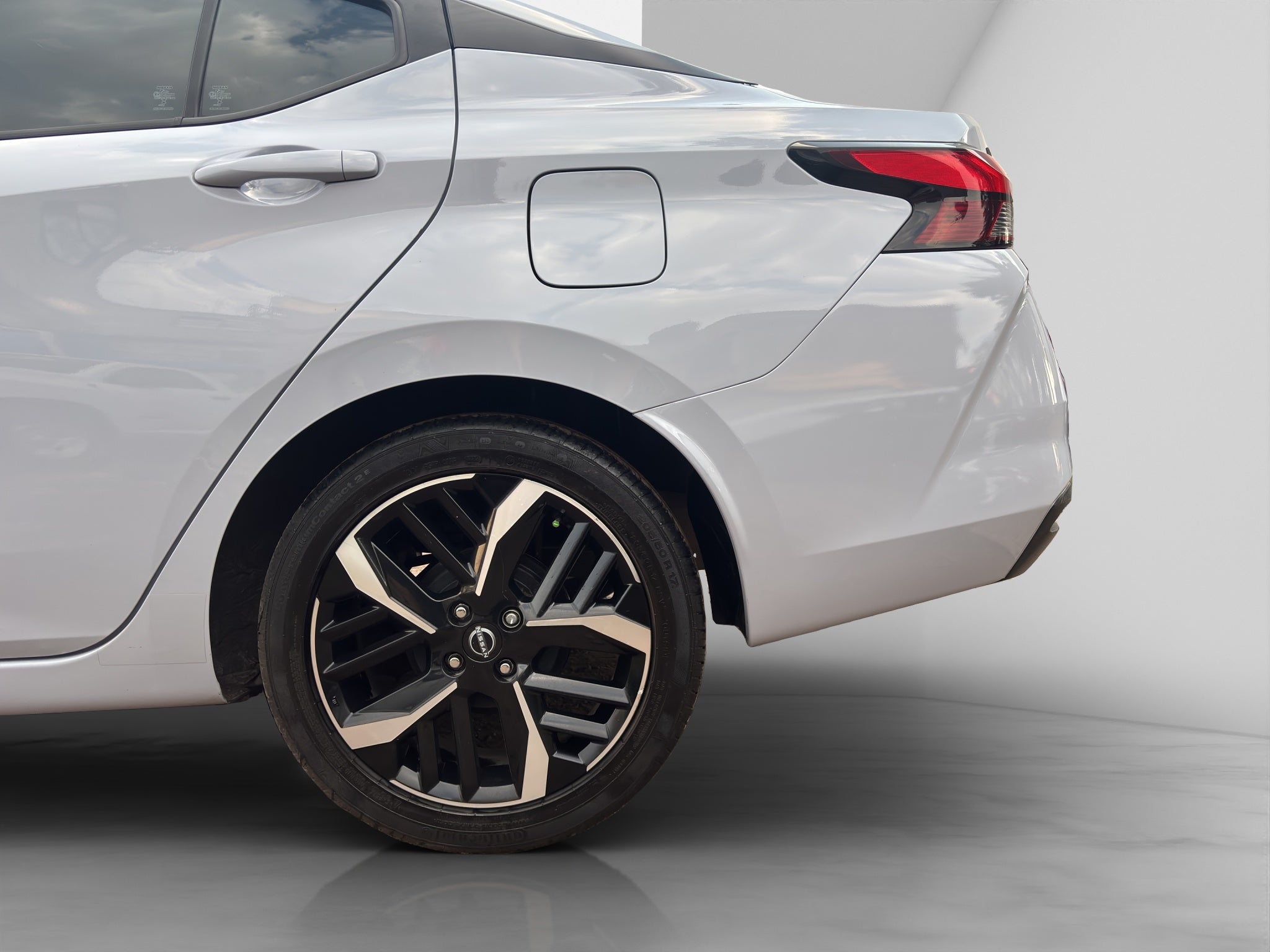 2023 Nissan VERSA 4P EXCLUSIVE L41.6 AUT